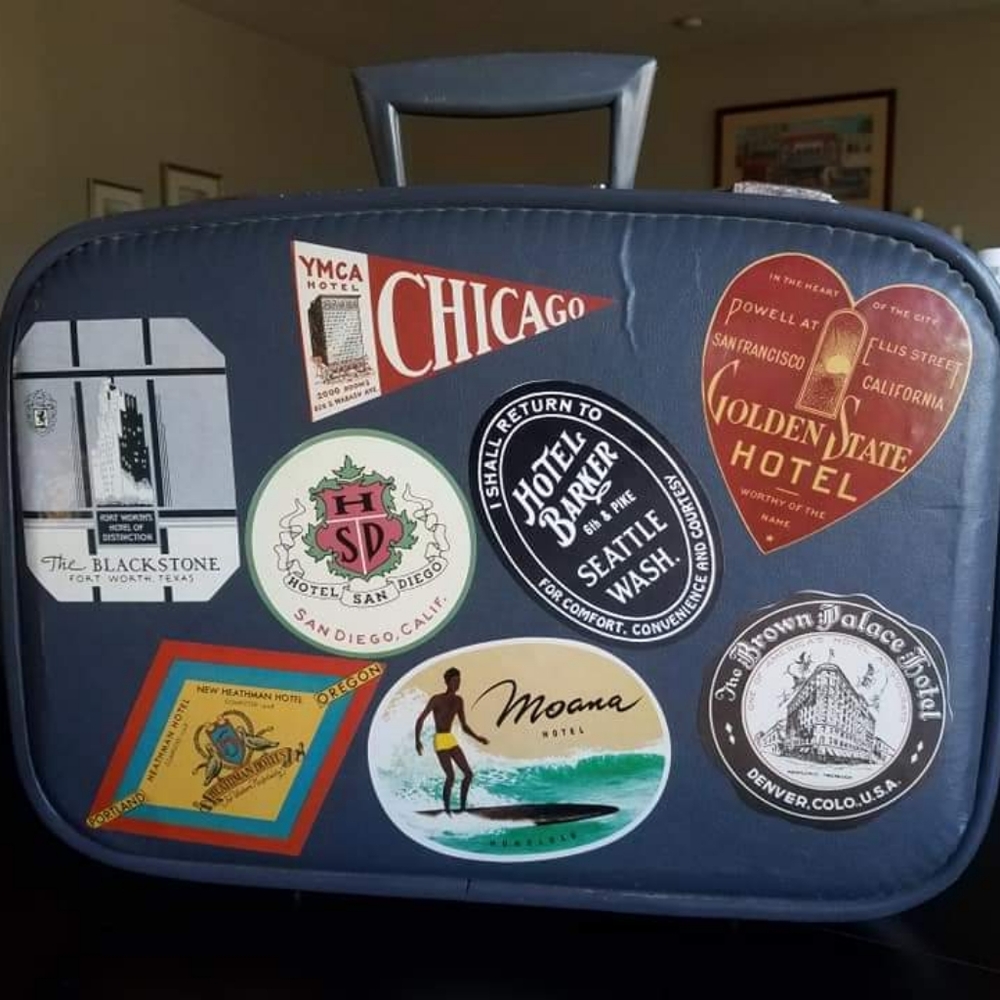 Vintage Fingerhut Luggage Small Case